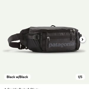 Patagonia Black Hole Waist Pack. Very Good Condition Like New.